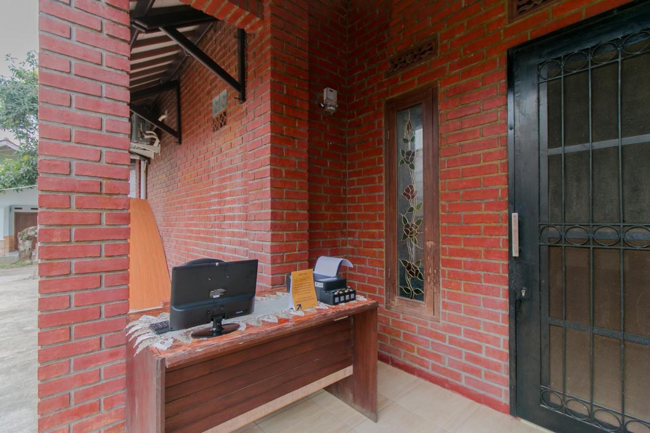 Ayu Homestay Syariah Sukabumi Zewnętrze zdjęcie