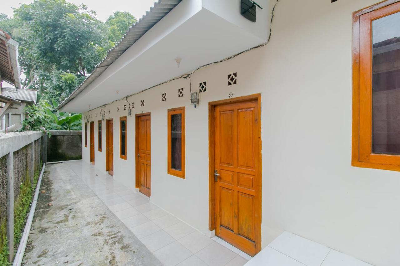 Ayu Homestay Syariah Sukabumi Zewnętrze zdjęcie