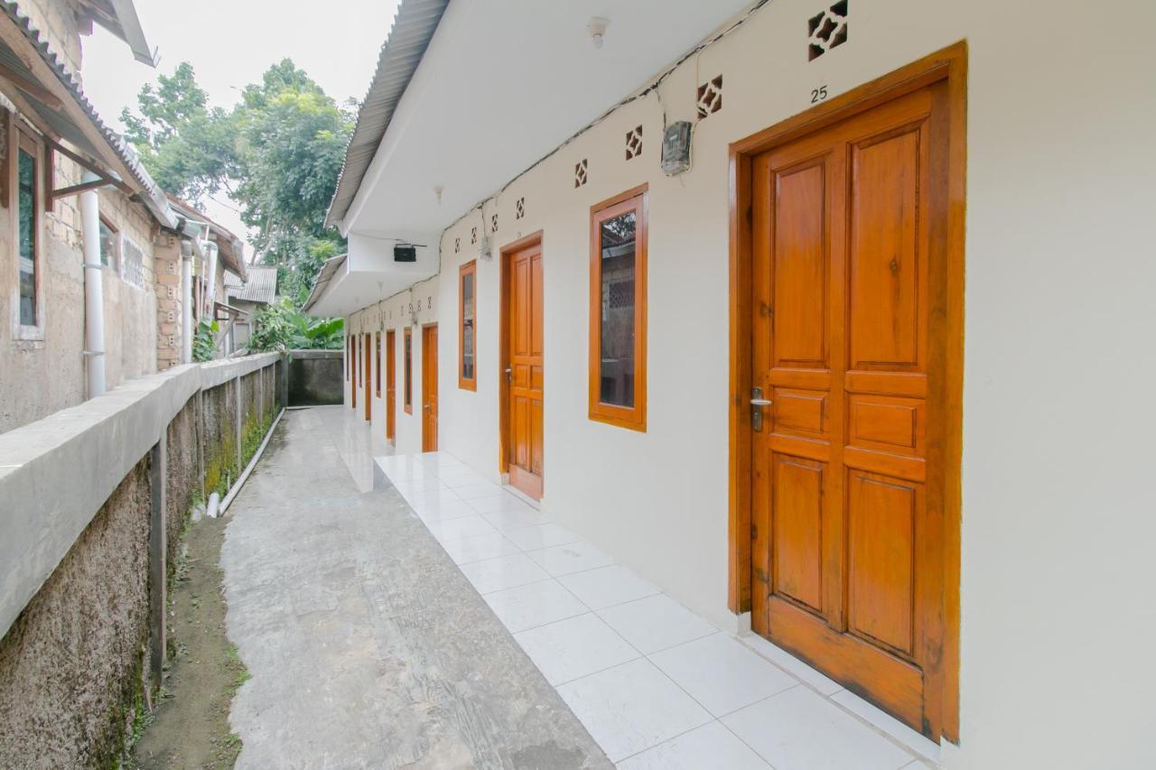Ayu Homestay Syariah Sukabumi Zewnętrze zdjęcie