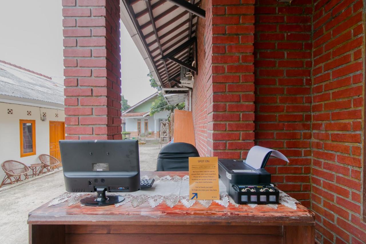Ayu Homestay Syariah Sukabumi Zewnętrze zdjęcie